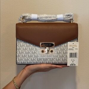 MICHAEL KORS ROSE VANILLA MD FLAP SHOULDER BAG